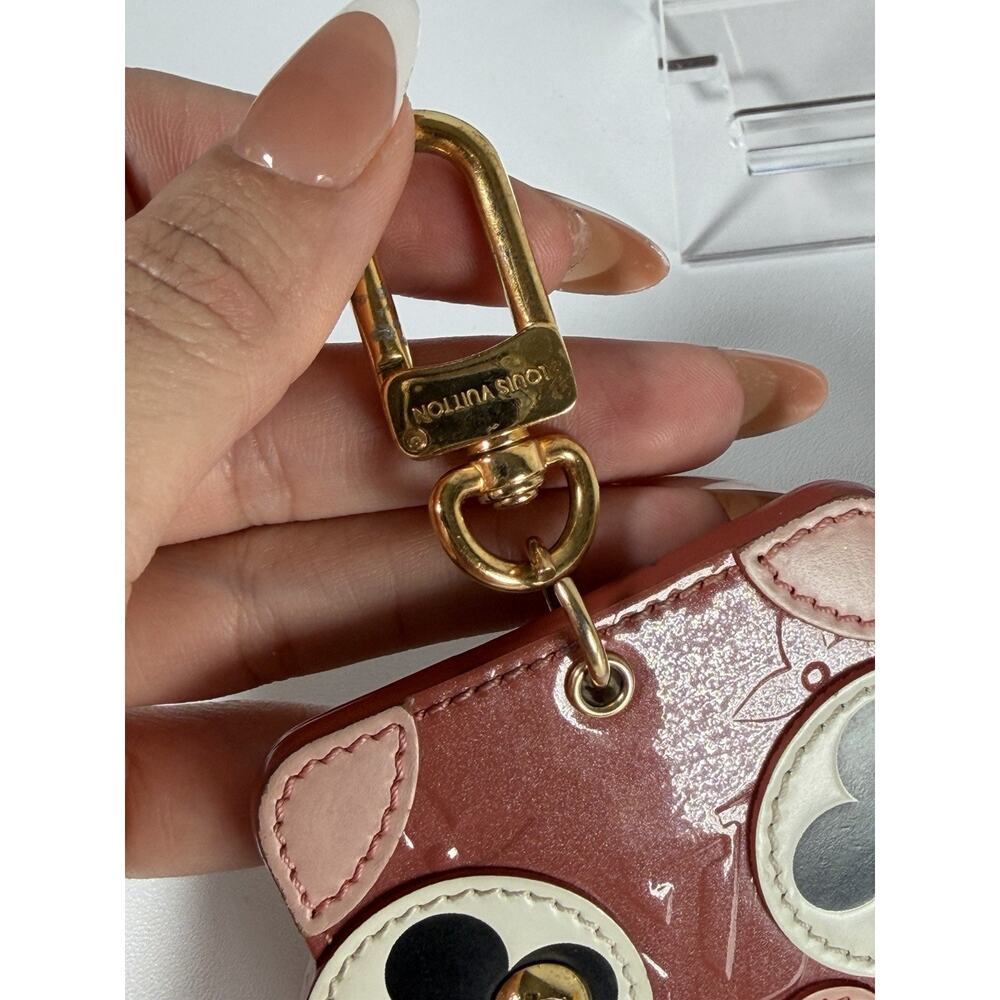 Louis Vuitton Vernis Dog Face Charm Rare Collectible key chain pink 0023 - Picture 4 of 8